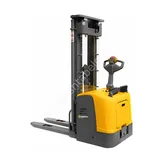 Самоходный штабелер с площадкой электрический SMARTLIFT CDDK15-I (грузоподъёмность 1500 кг; 4,5 м; li-ion 24В / 225Ач)