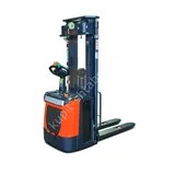 Самоходный штабелёр NOBLELIFT PS12N