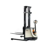 Штабелер с разнесёнными опорами CROWN SX3200 1.35